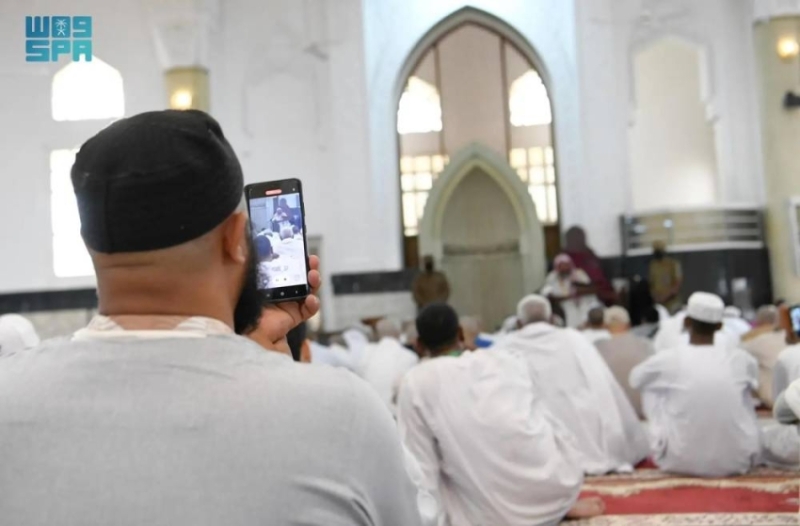 محاضرتان توعويتان في مسجد الخيف بتنظيم “الشؤون الإسلامية”