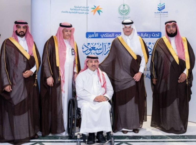محافظ الأحساء يكرم المشاركين في “بطولة سند الرياضية للشركات”