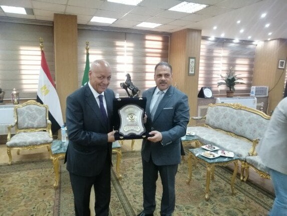 محافظ الشرقية: المصريون “شعب مُعلِّم” مخلصون لوطنهم ويدعمون القيادة السياسية