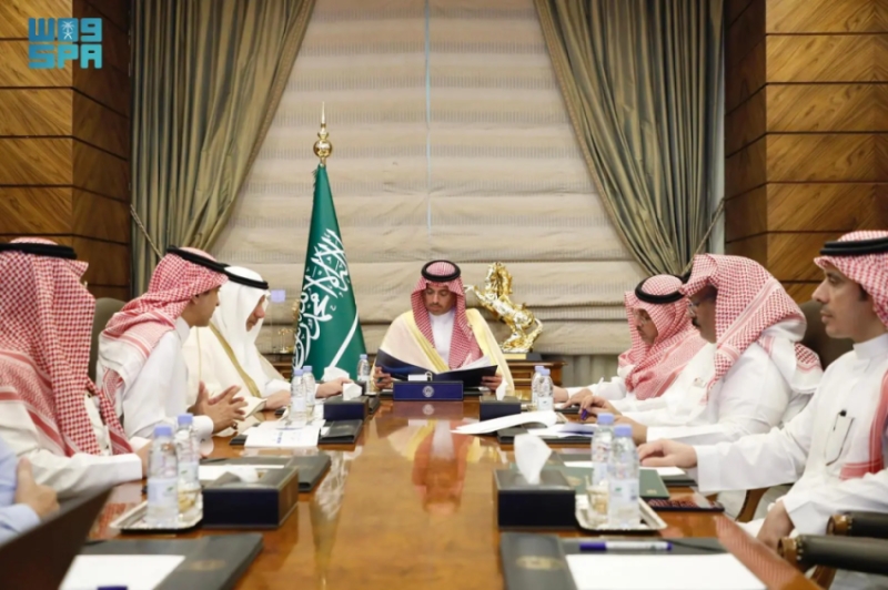 محافظ جدة يراقب تقدم مشاريع المياه الوطنية