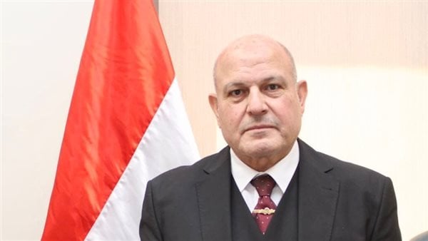 محمد خليل الشناوي: السيرة الذاتية لرئيس النيابة الإدارية الجديد
رئيس النيابة الإدارية الجديد: تعرف على السيرة الذاتية لمحمد خليل الشناوي
السيرة الذاتية لمحمد خليل الشناوي: رئيس النيابة الإدارية الجديد
أبرز محطات السيرة الذاتية للمستشار محمد خليل الشناوي رئيس النيابة الإدارية