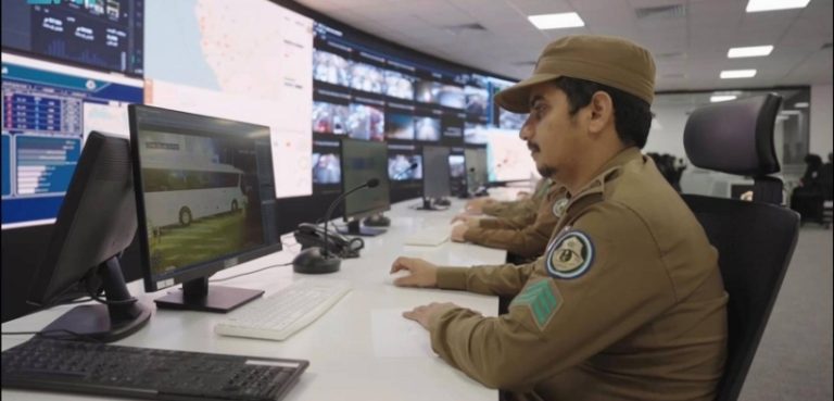 منصة سعودية مبتكرة لإدارة الحشود بالذكاء الاصطناعي
