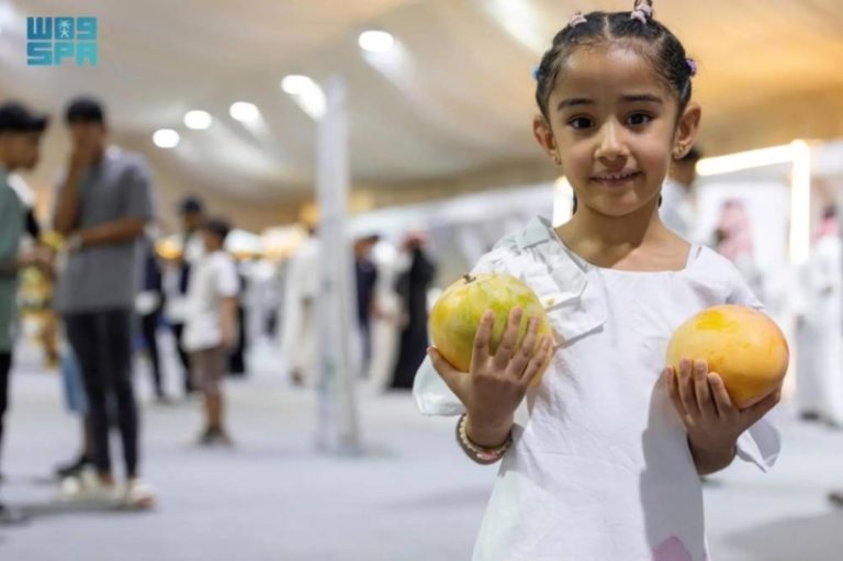 مهرجان المانجو الرابع في أملج يستمر بنشاطاته المميزة