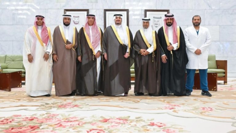 نائب أمير الرياض يستعرض أنشطة جمعية “نقاء” لمكافحة التدخين