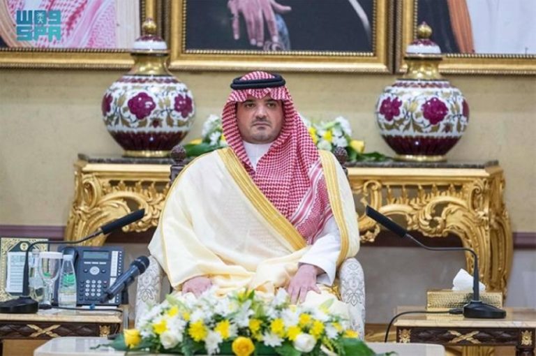 نجاح الحج بدون حوادث أو حالات وبائية كما أكد عبدالعزيز بن سعود