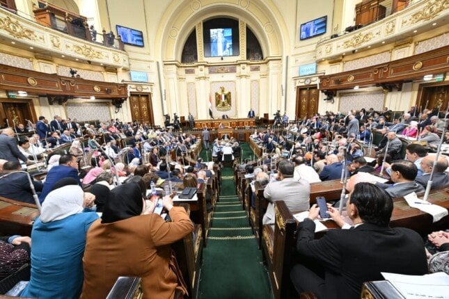 نواب محلية يناقشون إحاطة حول استغلال أراضٍ قرب مستشفى الناس الثلاثاء