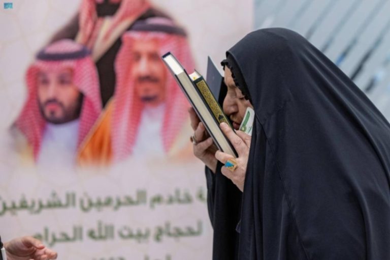 ودّع منفذ جديدة عرعر الدفعة الأولى من الحجاج العراقيين المغادرين