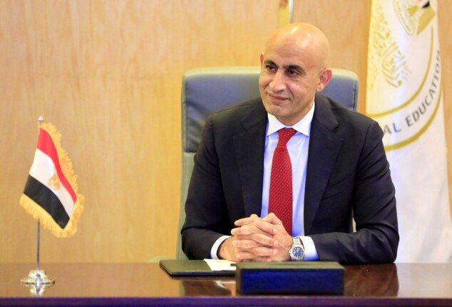 وزير التعليم يعبر عن حزنه لفقدان رئيس لجنة الثانوية العامة في سوهاج