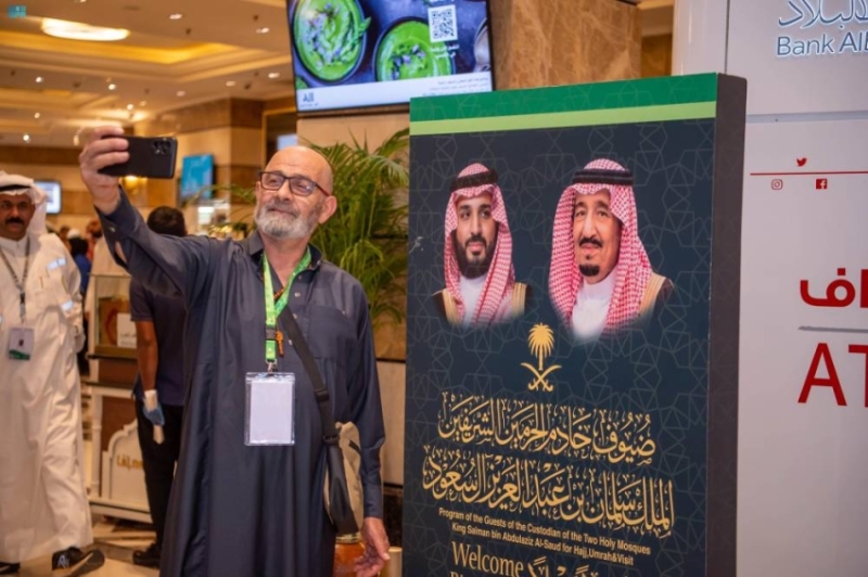 وصول ضيوف برنامج خادم الحرمين إلى المدينة المنورة