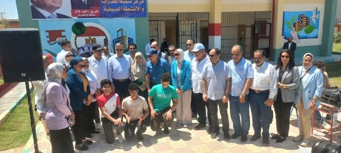 وفد نواب الإسكندرية يزور مشروعات حياة كريمة بحضور المحافظ