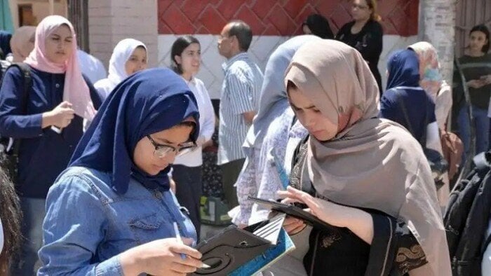 آراء طلاب النظامين تكشف عن مستوى امتحانات الثانوية العامة اليوم وفق النماذج الاسترشادية