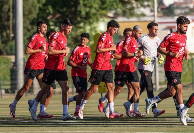 الأهلي يواجه إنبي في مباراة ودية تحضيرًا لبداية الموسم الجديد