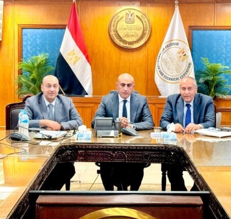 الاستعدادات تتصاعد لامتحانات 2025.. «عبد اللطيف» يؤكد أهمية التحضير المكثف