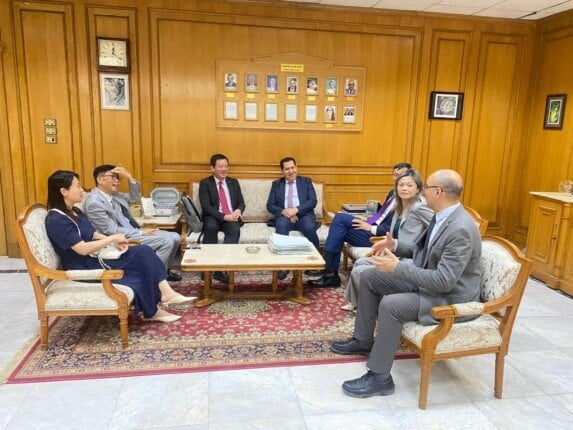 بحث أكاديمي: جامعة حلوان تتعاون مع جامعة هونغ كونغ بوليتكنك