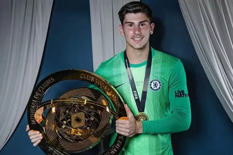 تشيلسي يعلن إعارة اللاعب مايك بيندرز إلى نادي ستراسبورج الفرنسي
