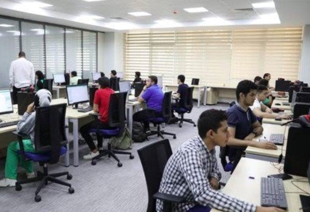 تنسيق الدبلومات الفنية لعام 2025 يحدد حد أدنى 75% للقبول