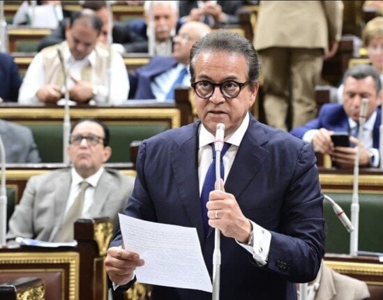 دعوة وزير الصحة لتوحيد الوضع المالي والوظيفي لخريجي كليات تكنولوجيا العلوم التطبيقية