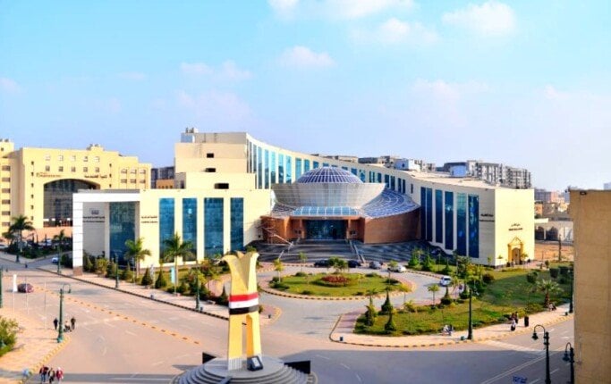 فتح باب التقديم للطلاب الوافدين بجامعة كفر الشيخ للعام الجامعي 2025 / 2026
