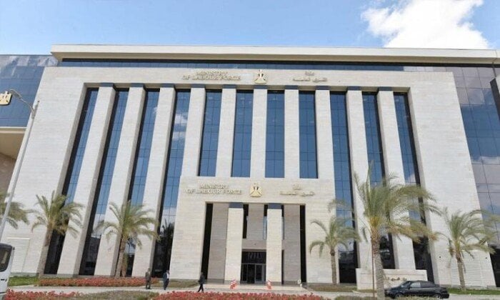 فرص عمل جديدة للمصريين في البوسنة والهرسك تستمر 5 أيام
التقديم مستمر لفرص العمل في البوسنة والهرسك للمصريين
للمصريين: فرص عمل في البوسنة والهرسك على مدار 5 أيام
فرص عمل للمصريين في البوسنة تتاح لمدة 5 أيام
5 أيام من الفرص: فرص عمل للمصريين في البوسنة والهرسك