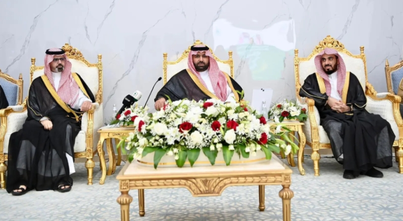 لقاء أمير جازان مع مشايخ وأهالي العارضة