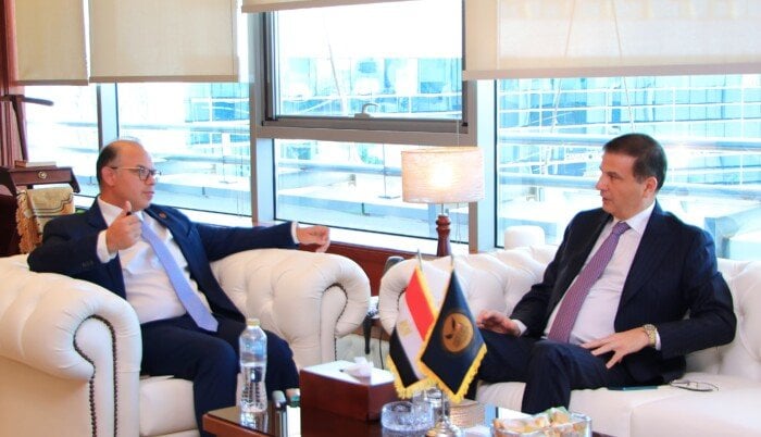 وزير الزراعة يناقش مع رئيس هيئة الرقابة المالية خطط صندوق التكافل الزراعي