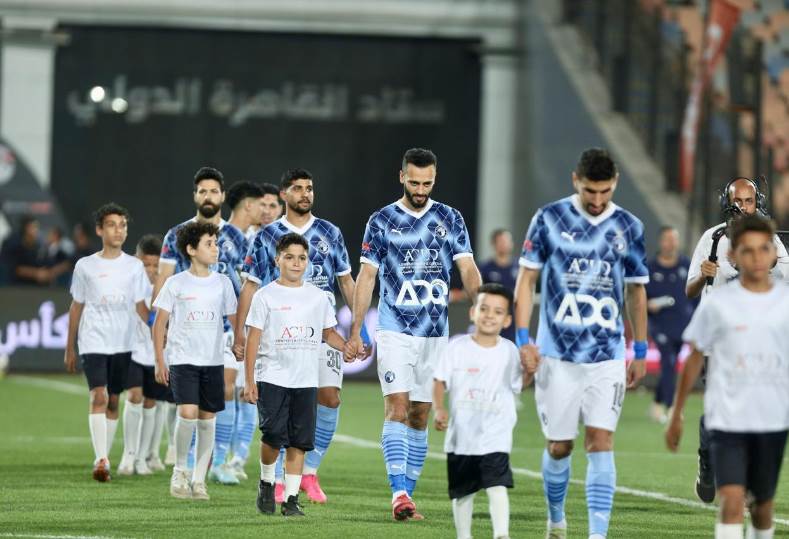 أحداث مثيرة في مباراة بيراميدز والمصري البورسعيدي مباشر عبر الإنترنت