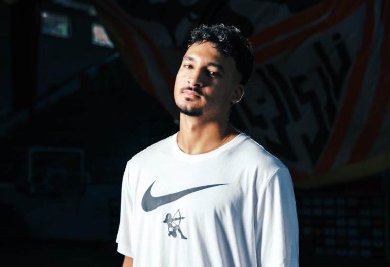 أحمد شريف يبدأ برنامجًا تأهيليًا بعد استبعاده من مواجهة الزمالك والمقاولون