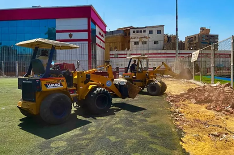 أسئلة المستشار القانوني توضح موقف الزمالك من أزمة أرض أكتوبر وتفاعل الجماهير