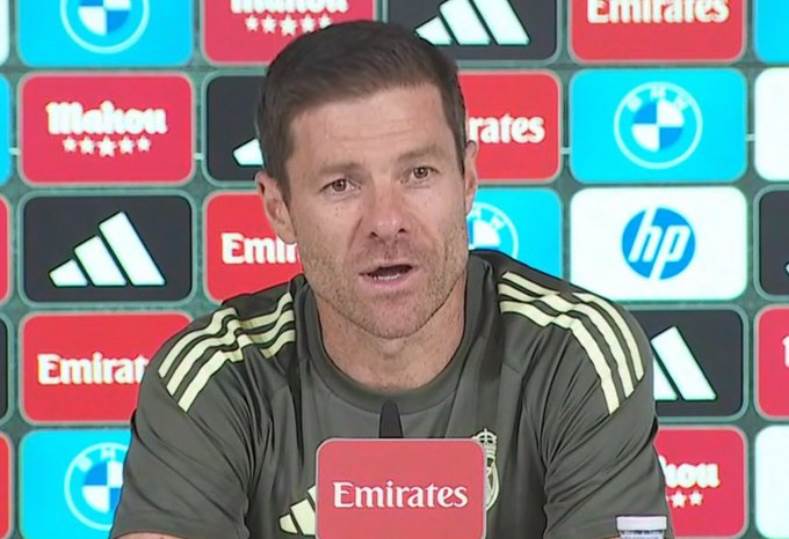 ألونسو يكشف عن تفاصيل استعداد ريال مدريد لمواجهة أوساسونا وماساتنتونو