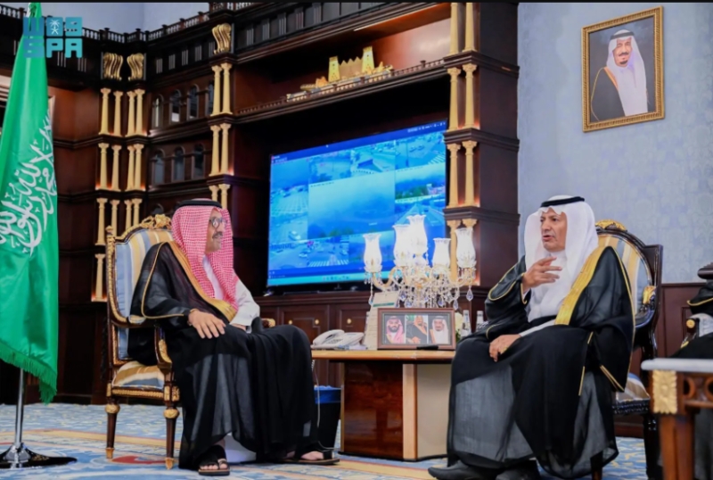 أمير الباحة يعقد اجتماعات لاستعراض تحضيرات المنتدى الاستثماري القادم