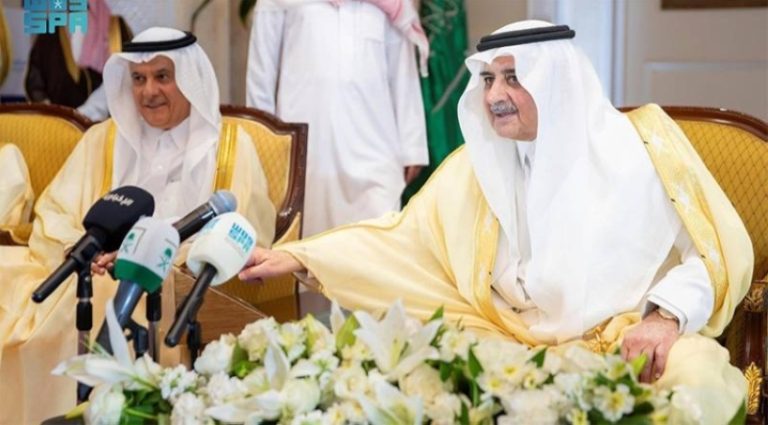 أمير تبوك يطلق مشروعات تنموية جديدة تعزز الحياة بقيمة 4.4 مليار ريال