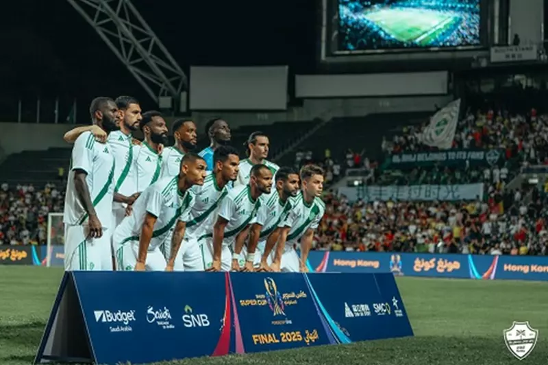 أهلي جدة يتوج بالسوبر السعودي بعد رحلة طويلة نحو اللقب المرموق