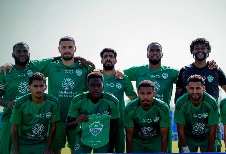 أهلي جدة يستعد لمواجهة القادسية بمباراة ودية أمام الرياض