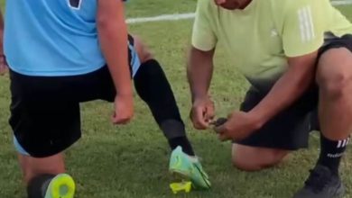 قطع حذاء محمود مجدي في مباراة الاهلي