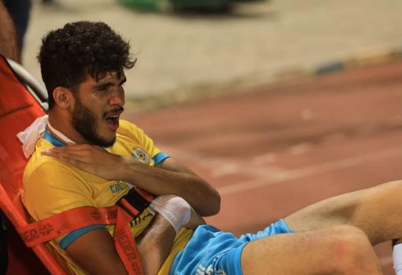إصابة محمد نصر لاعب الإسماعيلي تثير قلق الجماهير وجميع عشاق الكرة المصرية