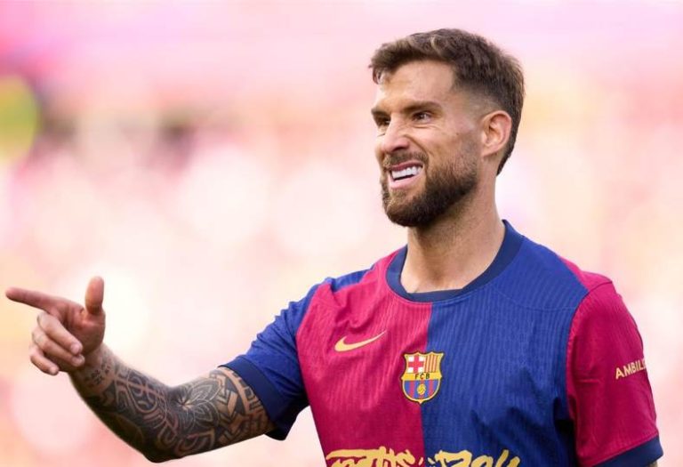إينيجو مارتينيز يبدأ رحلته مع فريق النصر في معسكر البرتغال
