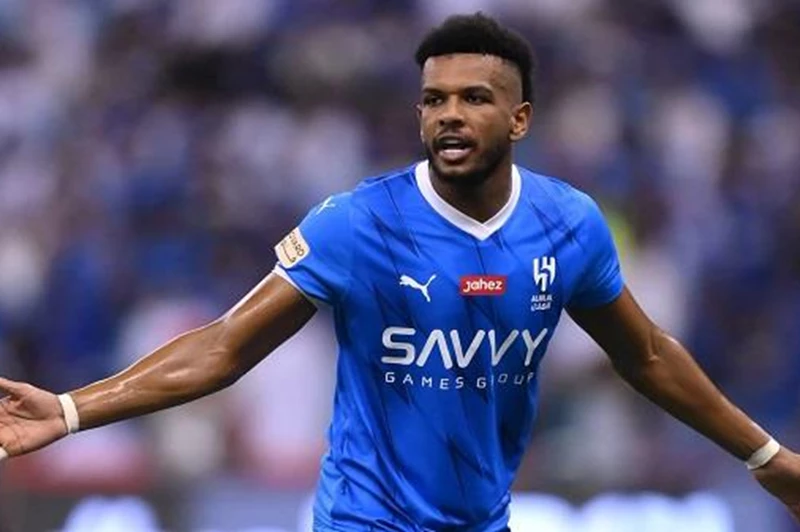 اتحاد جدة ينتظر إجابة الهلال بشأن عرض ضم اللاعب البليهي