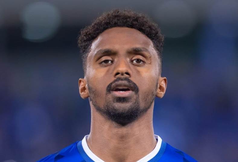 اتفاق رسمي ينهي انتقال خليفة الدوسري من الهلال إلى نيوم بمتطلبات جديدة