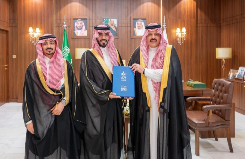 الأمير عبدالعزيز بن سعد يلتقي مدير المدينة الصناعية لتعزيز التعاون في حائل