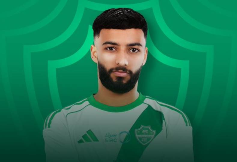 الأهلي السعودي يرحب بانضمام صالح أبو الشامات من الخليج في صفقة رسمية