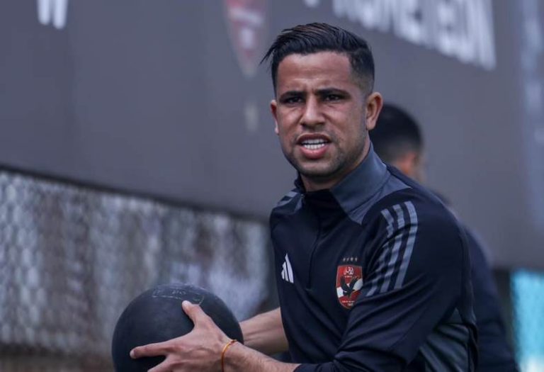 الأهلي يحمل جزءًا من راتب رضا سليم خلال انتقاله للجيش الملكي