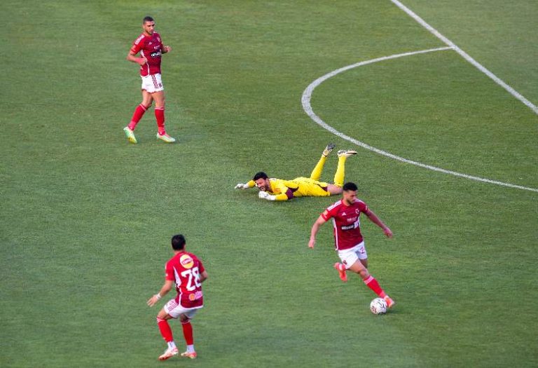 الأهلي يواجه فاركو في دوري نايل وسط أجواء حماسية والقناة الناقلة المؤكدة