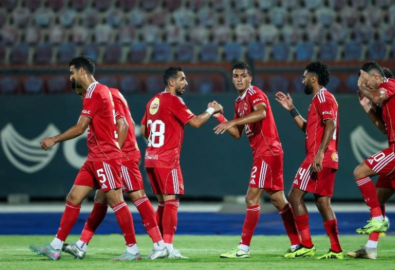 الأهلي يواجه مودرن سبورت اليوم في مباراة حاسمة بالدوري المصري