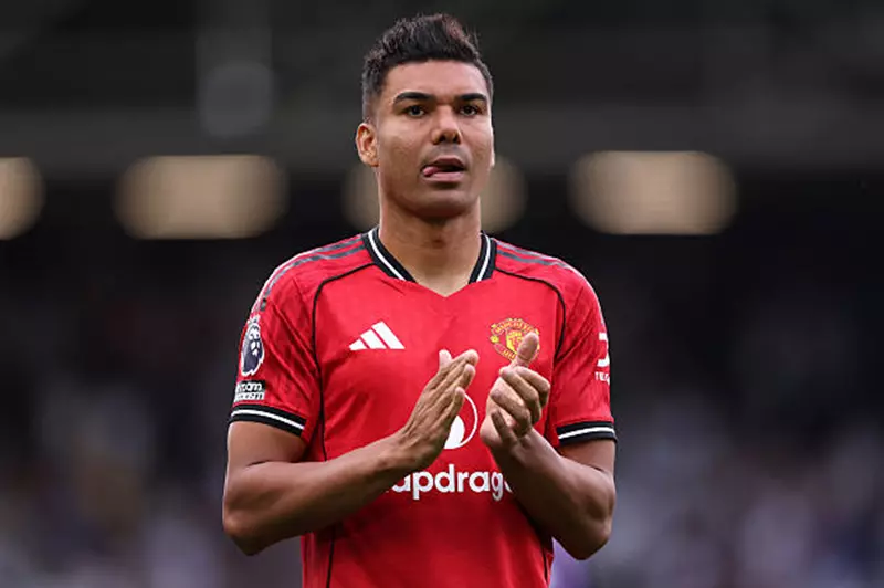الاتحاد يتأهب لضم كاسيميرو لكن يستعرض خيارات أخرى متاحة
