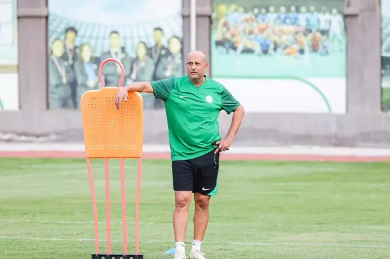 البنك الأهلي يشكر طارق مصطفى بعد أول إقالة له في الدوري