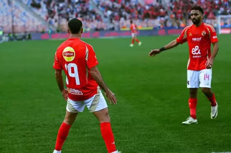 الجهاز الفني للأهلي يتحدى ضغوط الدكة في مواجهة بيراميدز بالدوري