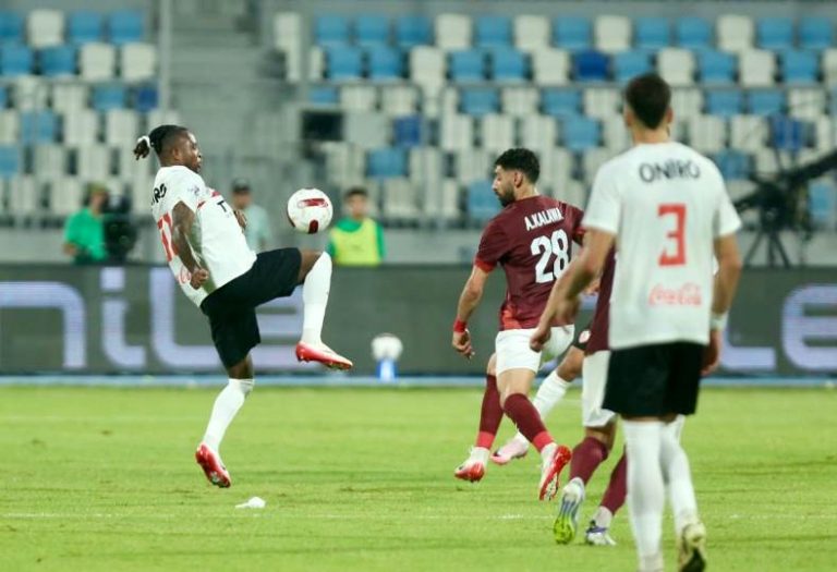 الزمالك يعزز موقعه في جدول الدوري المصري بعد انتصاره على سيراميكا كليوباترا
