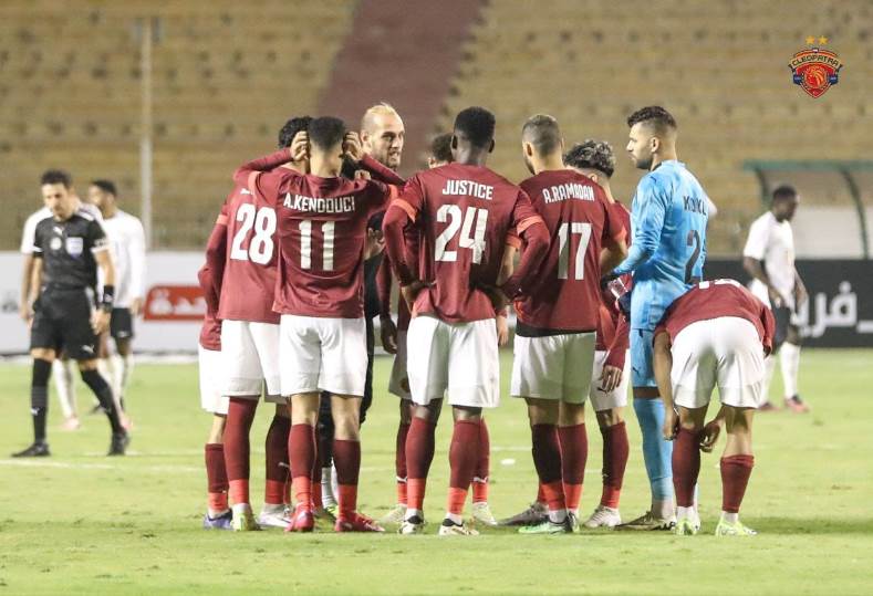 السولية يتألق في خط وسط سيراميكا خلال مواجهة الزمالك في الدوري المصري