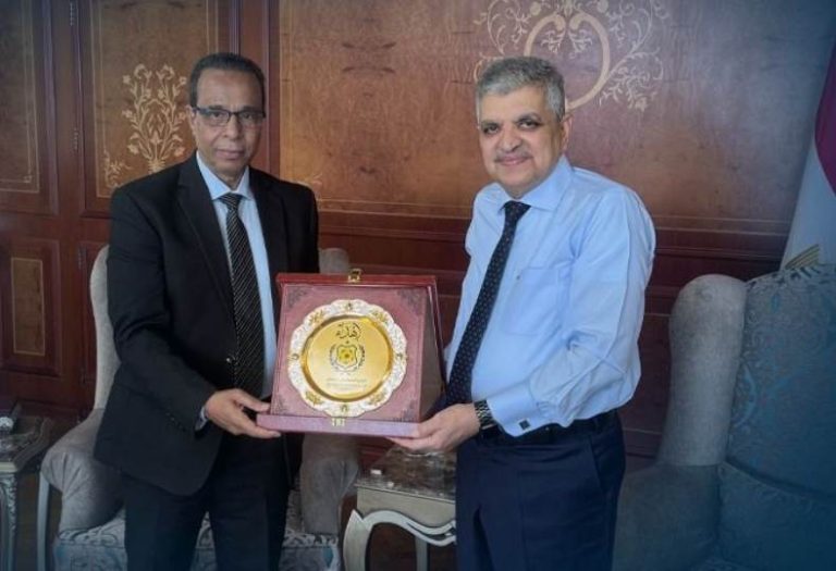 الفريق أسامة ربيع يدعم الإسماعيلي بمليون جنيه لرعاية احتياجات النادي