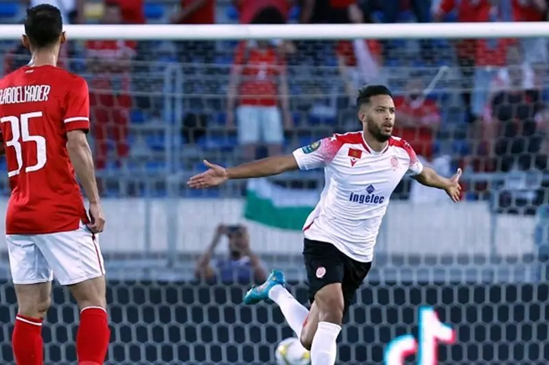 المترجي يوقع عقد انضمامه للوداد لمدة موسمين ويعزز صفوف الفريق